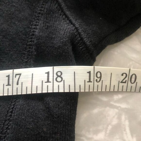 champion reverse weave black size small cropped see measurements - Picture 7 of 8